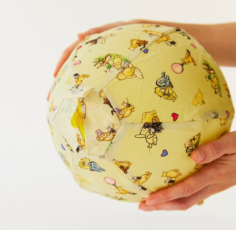 Balloon ball - Ole Brumm