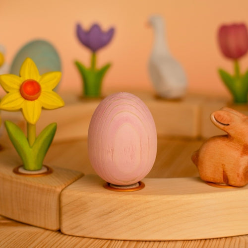 Bumbu’s rosa påskeegg til bursdagsring