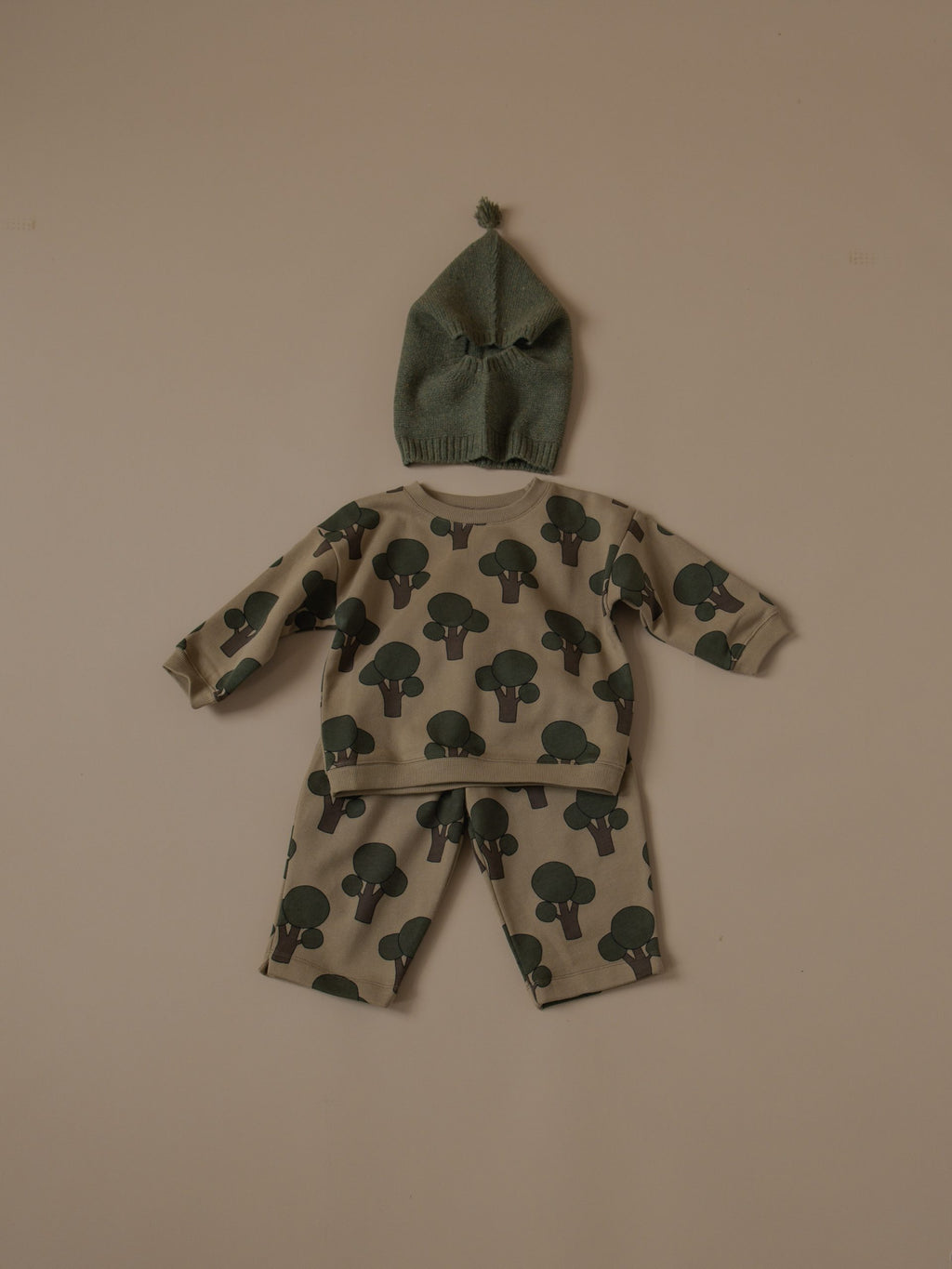 TREE SWEATSHIRT