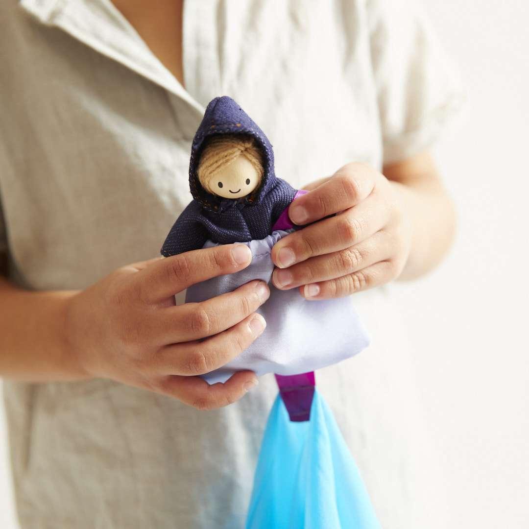 Playsilk in the Mail - Rester